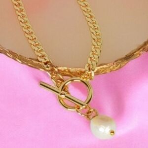 Elegant Gold Necklace with Pearl Pendant Coquette Preppy Romantic Boho Chic Y2k